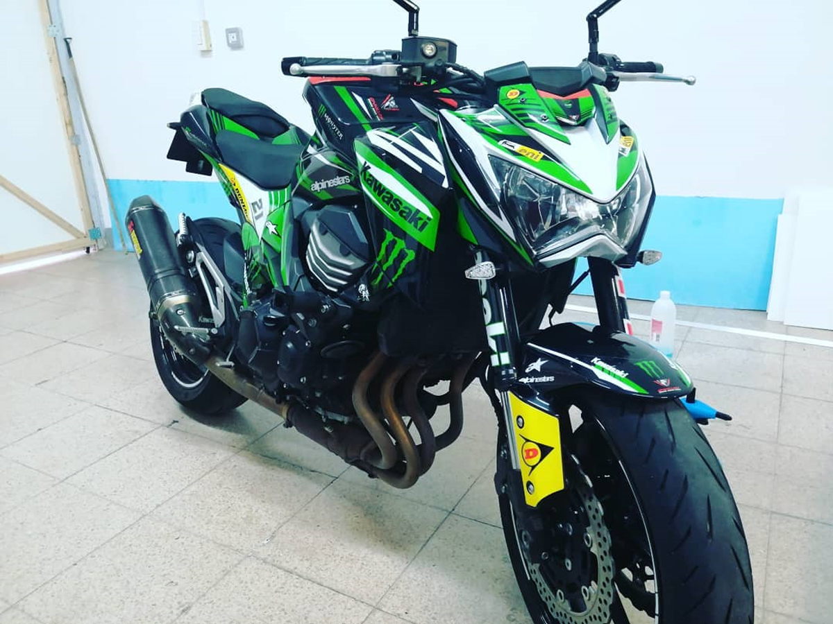 Rotulación Kawasaki Z800-JkD Rotulación