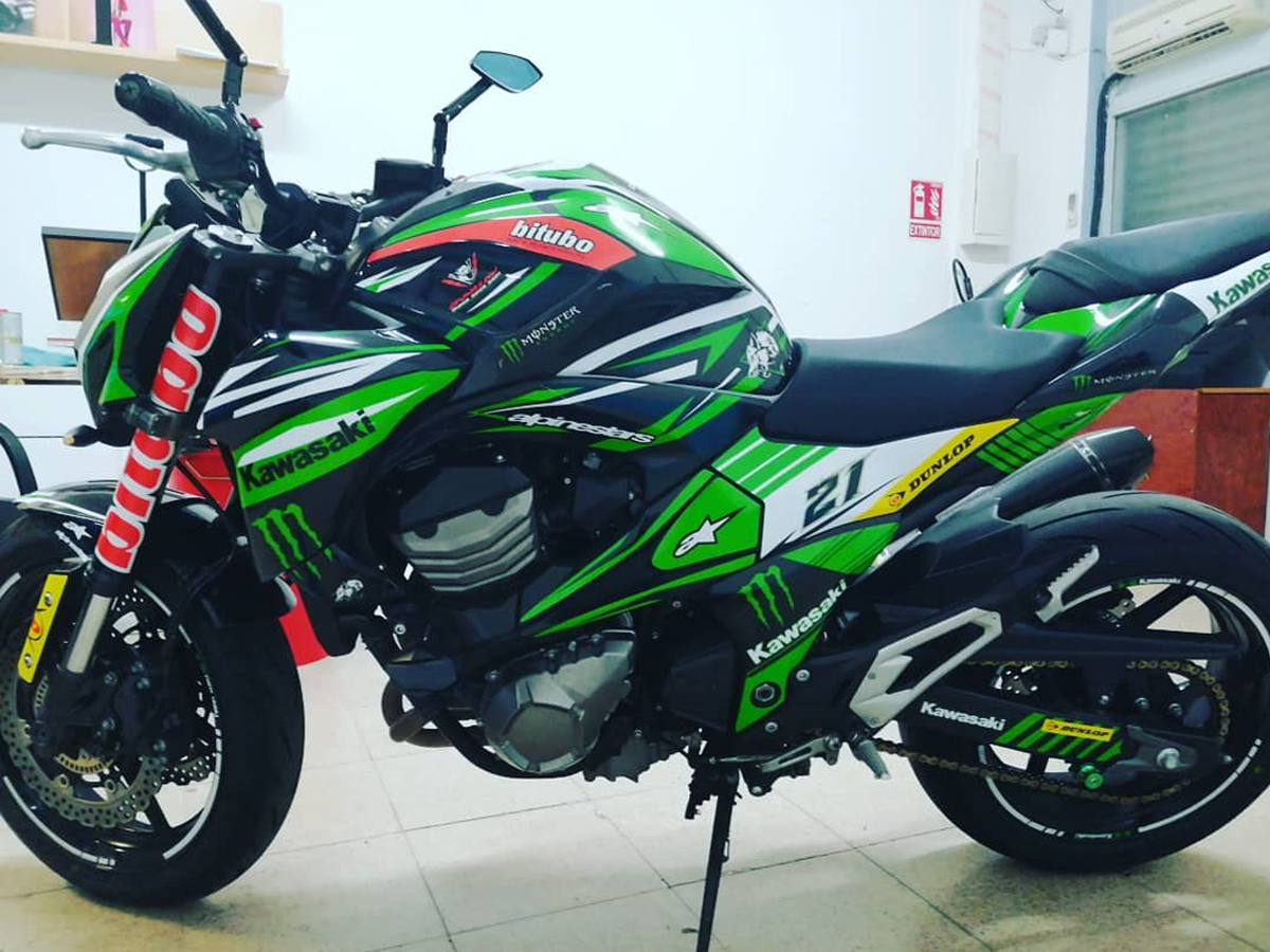 Rotulación Kawasaki Z800-JkD Rotulación