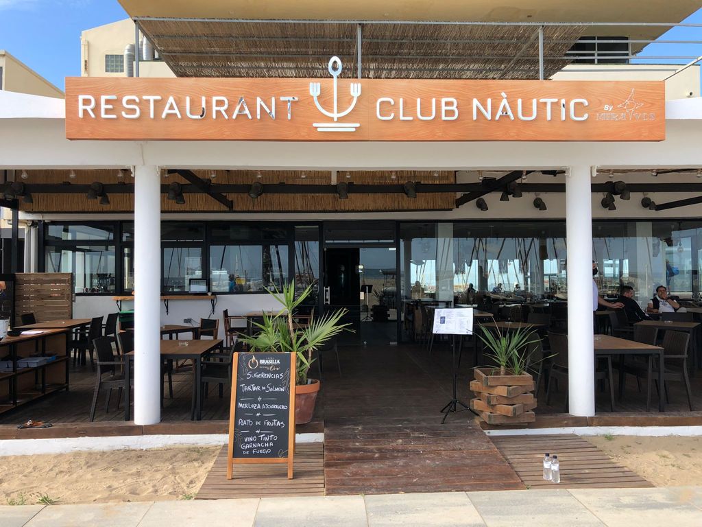 Rótulo corporativo para Restaurant Club Nàutic-Development Media