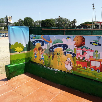 Proyecto lonas publicitarias-detalle instalación lona para Karting Minilandia
