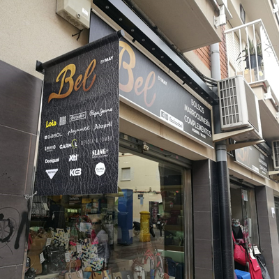 Proyecto rotulación-banderola y rótulo para tienda de bolsos Bel