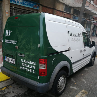 Proyecto rotulación vehículos-rotulación furgoneta para Jardinería Herrera