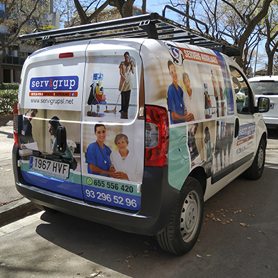Proyecto rotulación vehículos-rotulación integral furgoneta para Servigrup